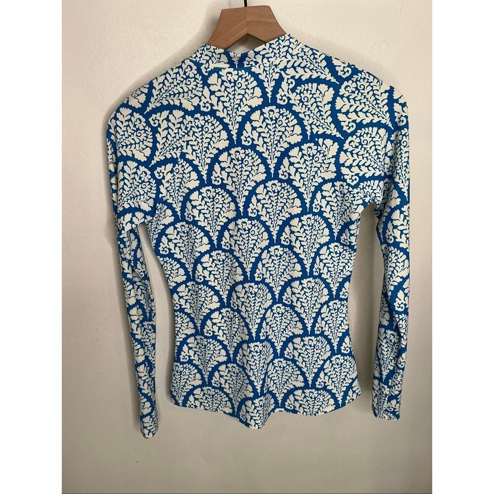Boden Sun Safe Raglan Rash | Blue and White in 6 - Picture 6 of 9